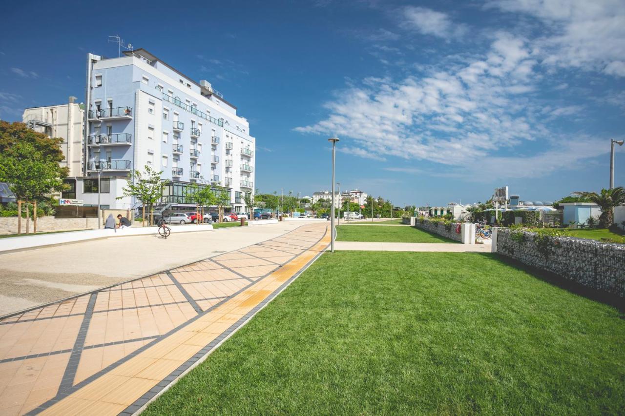 Hotel Baya - In Centro, Sul Mare 밀라노마리티마 외부 사진