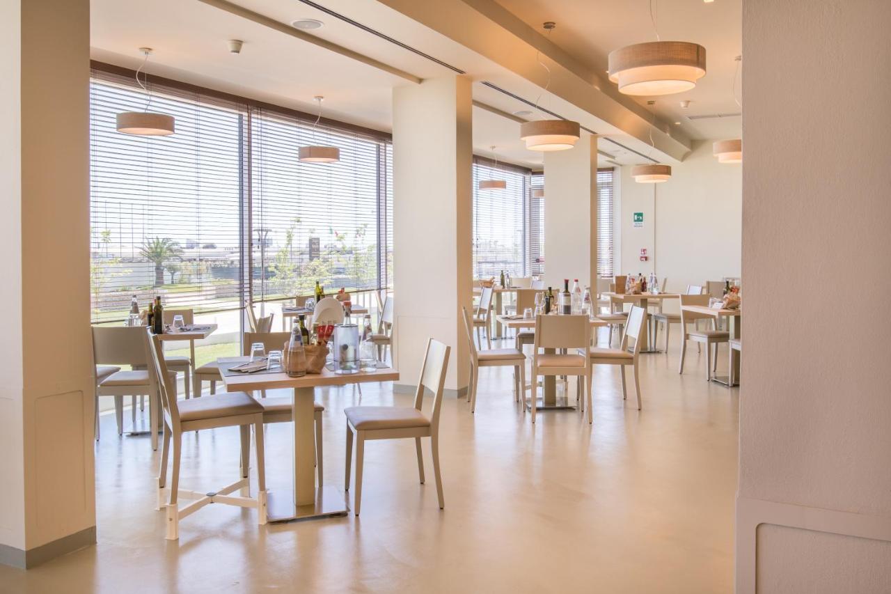 Hotel Baya - In Centro, Sul Mare 밀라노마리티마 외부 사진